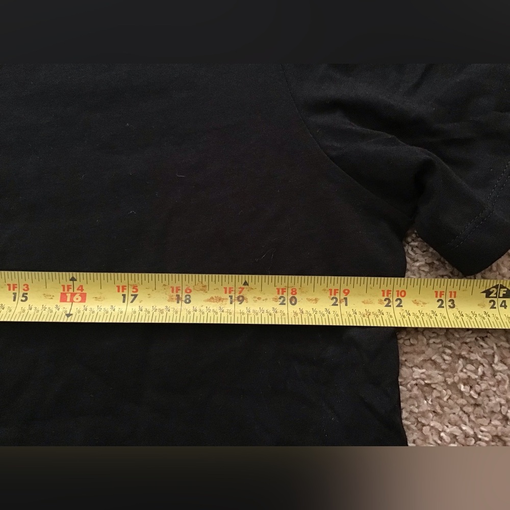 Taylor Swift Metal Tee - Picture 8 of 8